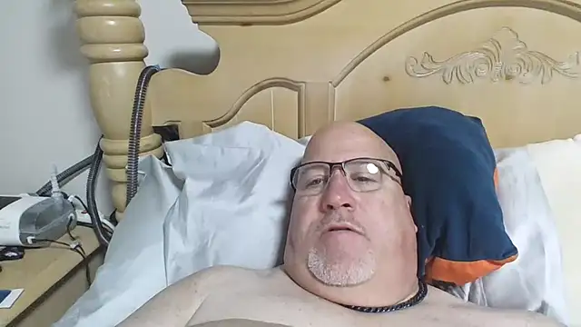 Bigbear0563 online show from March 3, 2026, 3:18 pm