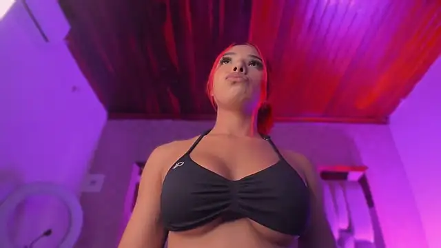 Emmily Savage online show from February 28, 2026, 7:26 pm