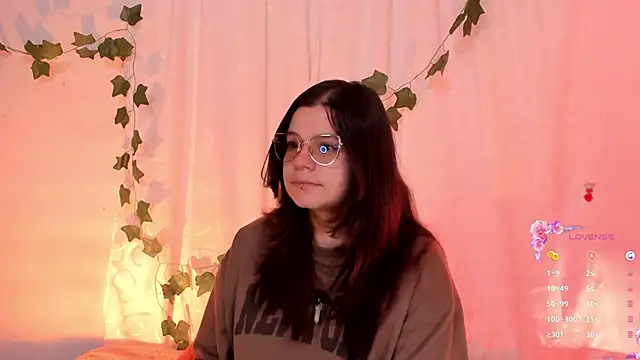 Mey moon online show from March 21, 2025, 4:28 am