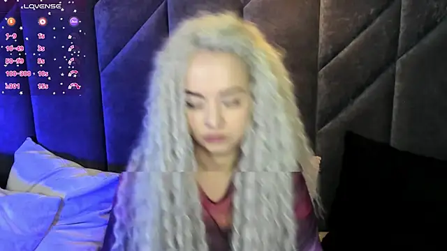 Snapshot of StephanieSweety chatting on March 19, 2025, 4:45 pm StephanieSweety online show from March 19, 2025, 4:45 pm