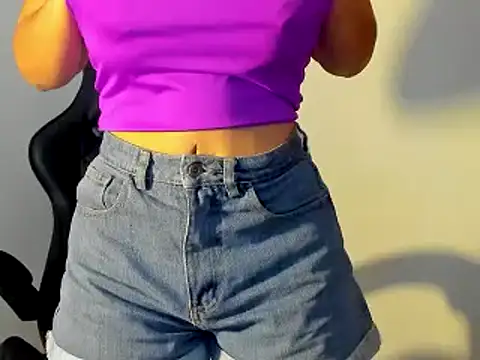 Snapshot of Sami_Hotie1 chatting on February 18, 2025, 6:26 pm Sami Hotie1 online show from February 18, 2025, 6:26 pm