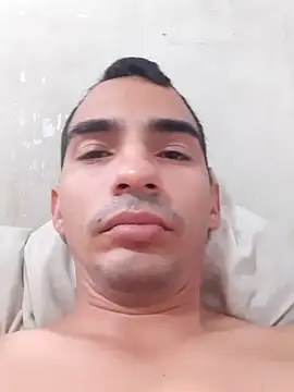 Snapshot of manuel202332 chatting on December 5, 2024, 11:16 am manuel202332 online show from December 5, 2024, 11:16 am