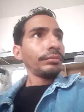 Snapshot of manuel202332 chatting on November 26, 2025, 5:36 pm manuel202332 online show from November 26, 2025, 5:36 pm