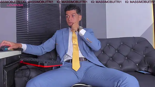 Snapshot of massimo_g chatting on June 1, 2026, 12:29 pm massimo g online show from June 1, 2026, 12:29 pm