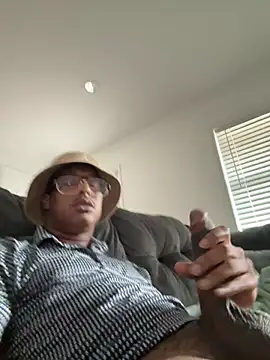 cumwithus1903 online show from February 13, 2025, 5:01 pm