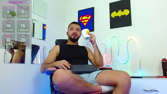 mathew vidal1 online show from December 1, 2025, 3:00 am