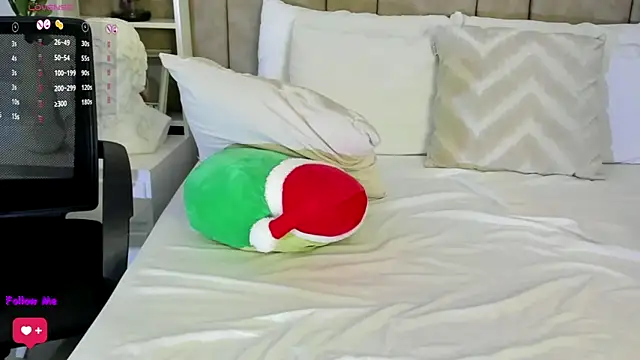 Isabellacharm online show from February 16, 2025, 4:42 pm