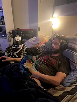 Helly069 online show from November 3, 2025, 1:34 pm