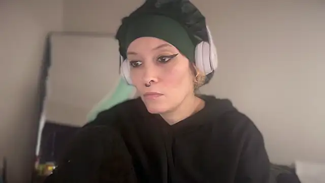 FRRANNKIE online show from March 20, 2026, 2:33 pm