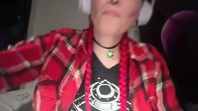 Snapshot of FRRANNKIE chatting on June 18, 2026, 11:20 pm FRRANNKIE online show from June 18, 2026, 11:20 pm