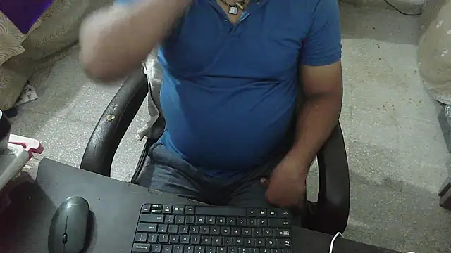 rentarob online show from October 9, 2025, 9:35 pm