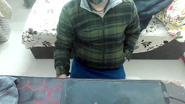 rentarob online show from January 12, 2026, 7:19 pm