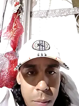 Snapshot of Williamjamess95 chatting on January 9, 2025, 4:30 am Williamjamess95 online show from January 9, 2025, 4:30 am