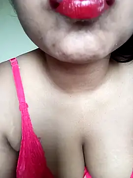 Hotlisa online show from March 26, 2026, 4:18 am