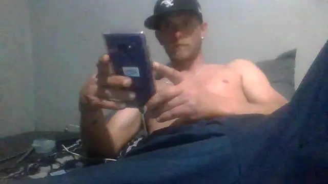 Snapshot of daddytim0 chatting on March 19, 2026, 10:36 pm daddytim0 online show from March 19, 2026, 10:36 pm