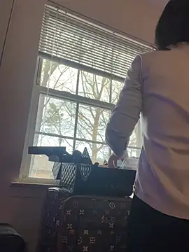 Snapshot of DominiqueX0 chatting on February 1, 2025, 1:51 pm DominiqueX0 online show from February 1, 2025, 1:51 pm