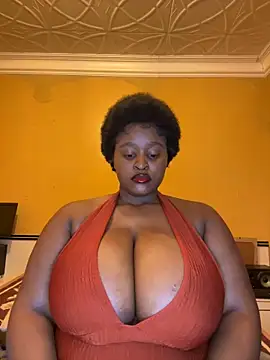 Snapshot of KnockoutBestie chatting on December 2, 2025, 8:04 pm KnockoutBestie online show from December 2, 2025, 8:04 pm