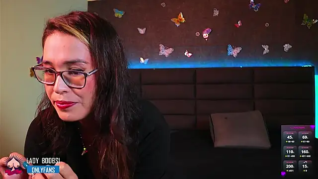 kathieandpovcock1 online show from February 26, 2025, 1:19 pm