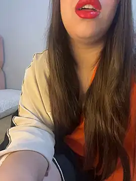 Mayacrayzi online show from February 7, 2025, 8:33 am