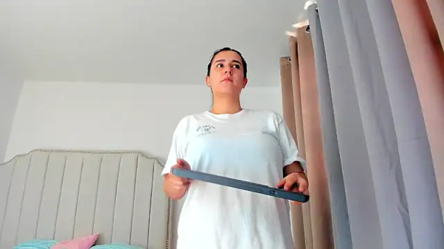 Hanna86 online show from March 15, 2026, 1:50 pm