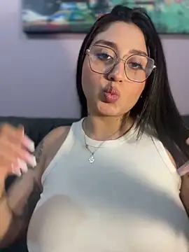 croftsmila online show from January 16, 2025, 4:38 am