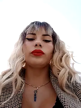 Misscata1106 online show from December 16, 2025, 6:46 pm