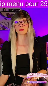 Kittychatte online show from April 19, 2026, 6:56 am