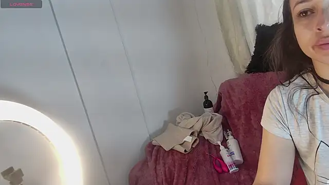 Snapshot of abby_taylor chatting on February 18, 2026, 12:34 pm abby taylor online show from February 18, 2026, 12:34 pm