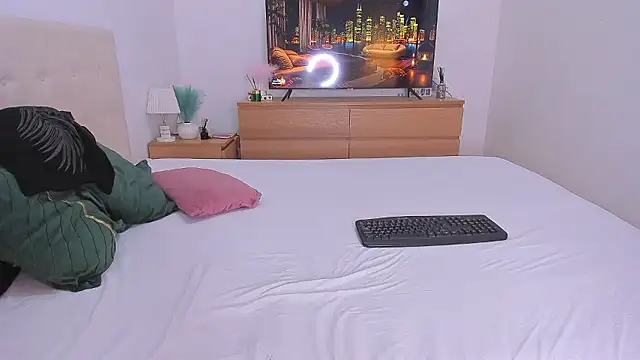 Snapshot of Your_Girl69XXX chatting on January 7, 2026, 10:45 pm Your Girl69XXX online show from January 7, 2026, 10:45 pm