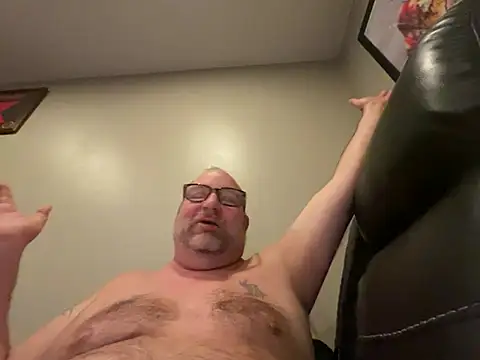 Snapshot of 13B_MasterGunner chatting on July 2, 2026, 4:51 am 13B MasterGunner online show from July 2, 2026, 4:51 am
