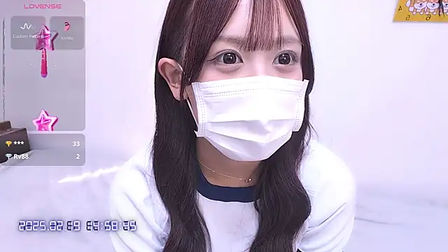 Snapshot of -mm-runa chatting on February 19, 2025, 6:00 am -mm-runa online show from February 19, 2025, 6:00 am