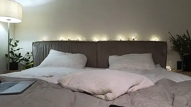 PassionAnn online show from January 14, 2025, 11:16 pm