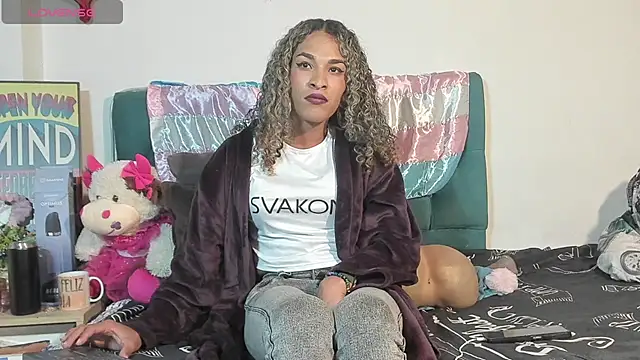Snapshot of StefanyMiler chatting on July 14, 2026, 2:05 am StefanyMiler online show from July 14, 2026, 2:05 am