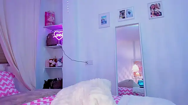  viioletweekend  online show from March 12, 2026, 7:53 pm