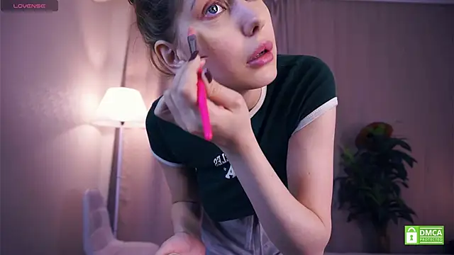 Snapshot of SofyBruno chatting on October 15, 2025, 6:24 am SofyBruno online show from October 15, 2025, 6:24 am