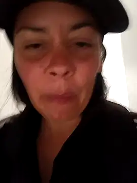 Snapshot of johannatb chatting on March 11, 2025, 3:02 pm johannatb online show from March 11, 2025, 3:02 pm