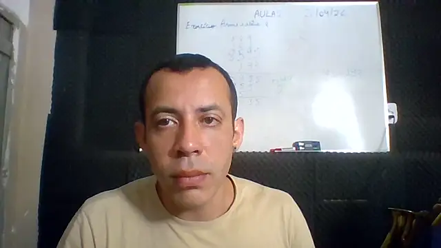Snapshot of MachoScorpionCaralho chatting on June 18, 2026, 1:37 pm MachoScorpionCaralho online show from June 18, 2026, 1:37 pm