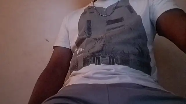 Snapshot of royblackbigpvt chatting on October 15, 2025, 10:10 pm royblackbigpvt online show from October 15, 2025, 10:10 pm