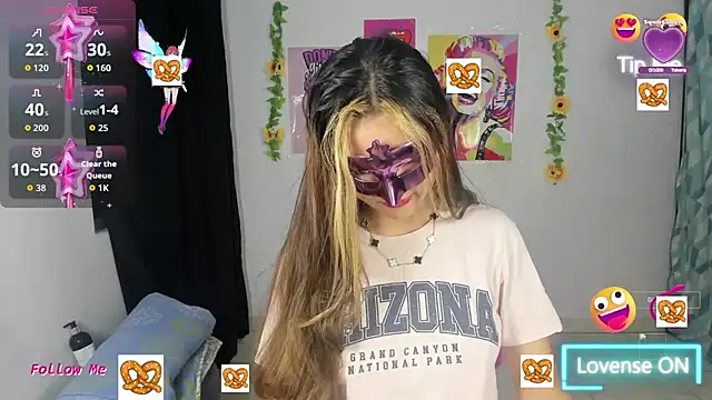 Alice bloom  online show from October 11, 2025, 4:33 am