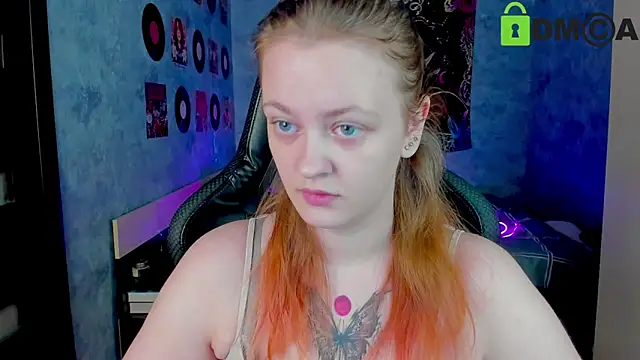 Snapshot of madness_lia chatting on December 6, 2024, 9:10 am madness lia online show from December 6, 2024, 9:10 am