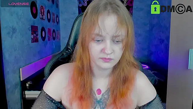 Snapshot of madness_lia chatting on December 9, 2024, 9:06 am madness lia online show from December 9, 2024, 9:06 am