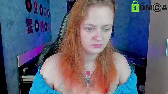 Snapshot of madness_lia chatting on December 10, 2024, 2:27 am madness lia online show from December 10, 2024, 2:27 am