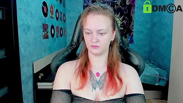 Snapshot of madness_lia chatting on December 22, 2024, 5:45 am madness lia online show from December 22, 2024, 5:45 am