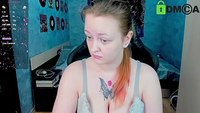 Snapshot of madness_lia chatting on December 26, 2024, 5:26 am madness lia online show from December 26, 2024, 5:26 am