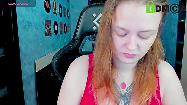 Snapshot of madness_lia chatting on January 8, 2025, 2:46 am madness lia online show from January 8, 2025, 2:46 am