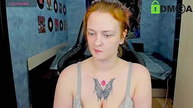 Snapshot of madness_lia chatting on February 21, 2025, 12:28 pm madness lia online show from February 21, 2025, 12:28 pm