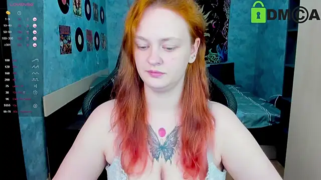 Snapshot of madness_lia chatting on March 12, 2025, 10:48 am madness lia online show from March 12, 2025, 10:48 am