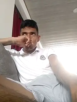 jones-hot2 online show from March 12, 2025, 7:06 pm