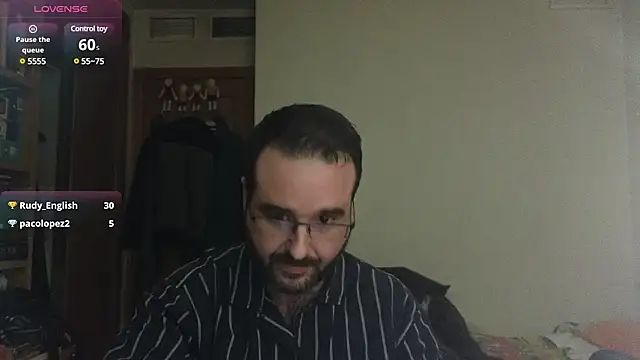 curiosillo83 online show from March 19, 2025, 8:45 am