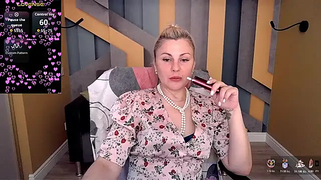Snapshot of Candy_Long chatting on July 3, 2026, 5:36 am Candy Long online show from July 3, 2026, 5:36 am